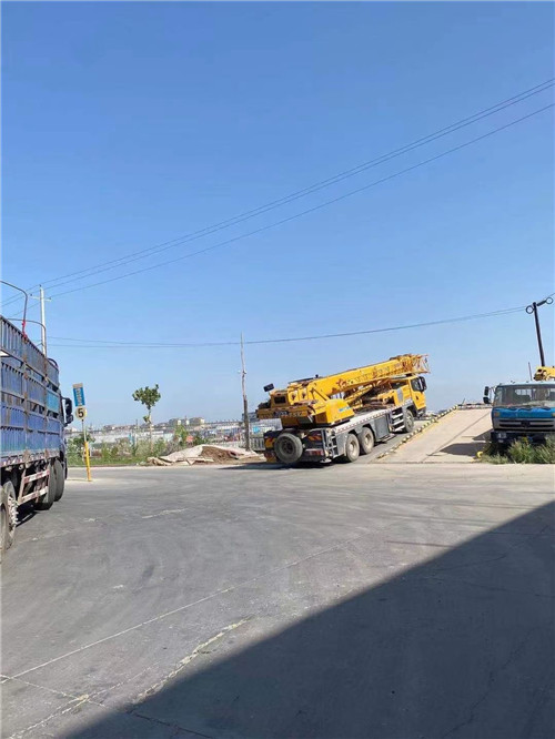 黎川县25吨吊车的租赁价格大概是多少？