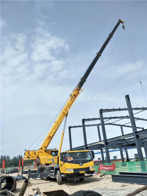 黎川县超高层建筑钢结构吊装案例